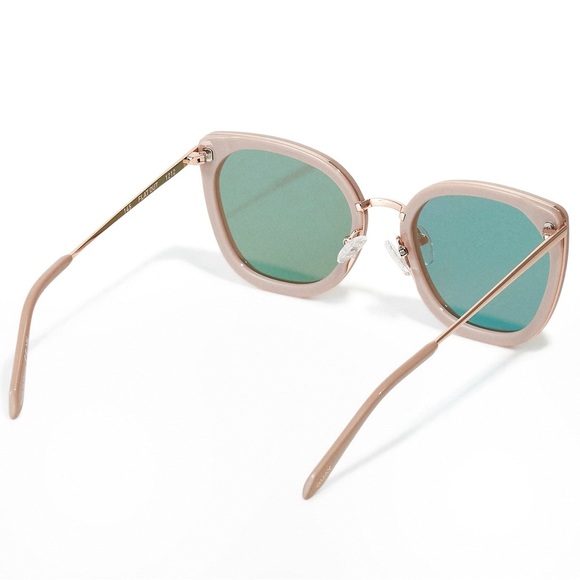 QUAY Flat Out Sunglasses Fawn Frame Fawn Mirror Lenses Oversized NWT - Picture 6 of 10